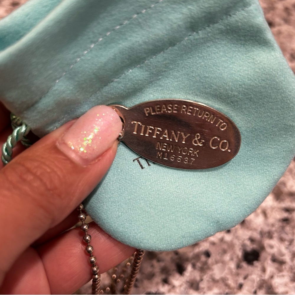 Tiffany & Co. Women's oval dog tag necklace